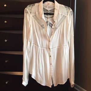 Free People long sleeve light blouse